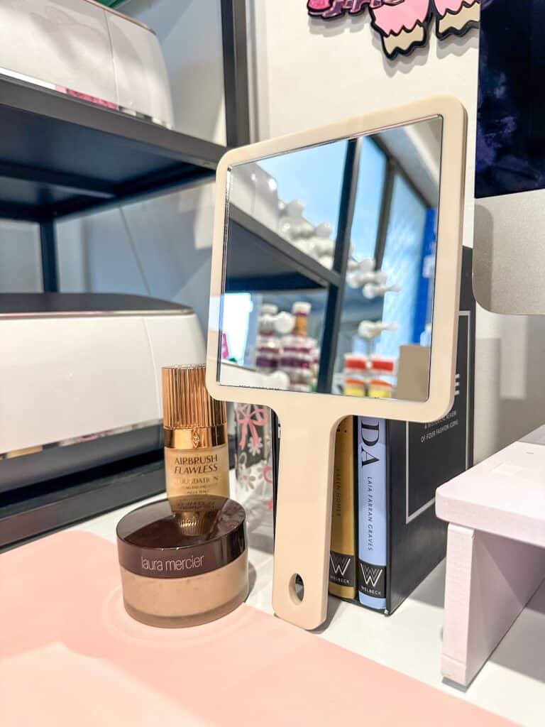 Custom Handheld Acrylic Mirrors for Salons