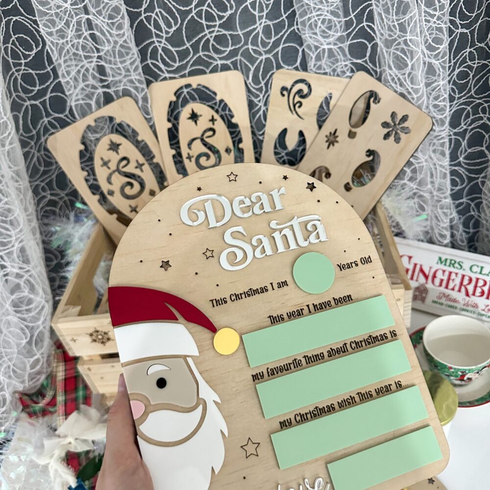 Wooden Santa face Christmas wish list board for kids to fill in holiday memories and wishes​