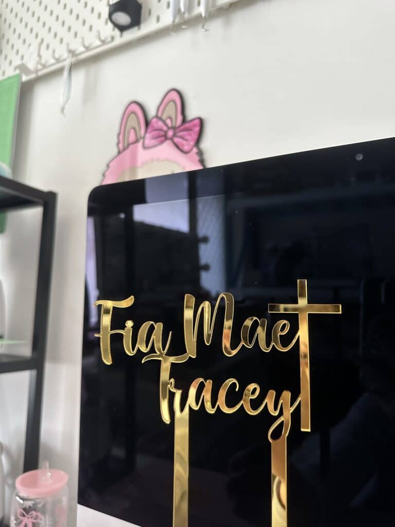 acrylic cake topper, custom, single layer, personalised, gold mirror finish, cake topper.