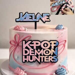 Acrylic cake topper set for K-Pop Demon Hunters fans, featuring 3D design and customisable with your name. Personalised.