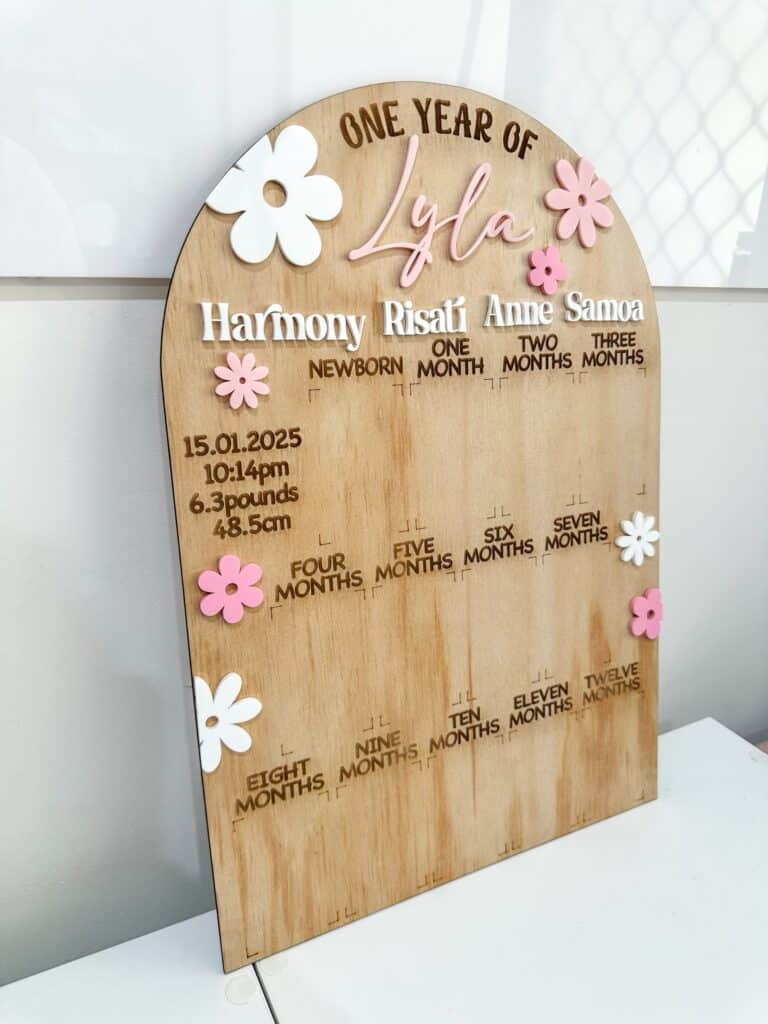 Wooden First Year Baby Photo Board Daisy Theme Personalised