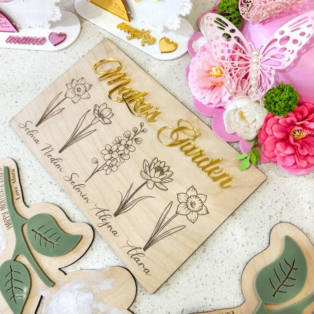 Personalised Birth Flower Plaque for Mum & Grandma